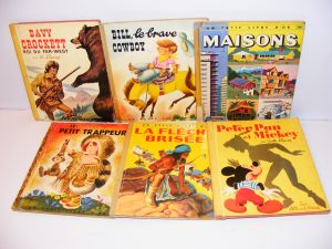 Un Petit Livre d`Or šest knjiga